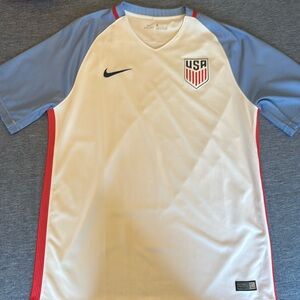 2016 Nike USA Soccer Jersey